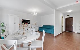 Flh - Piperaki Studio Vitan